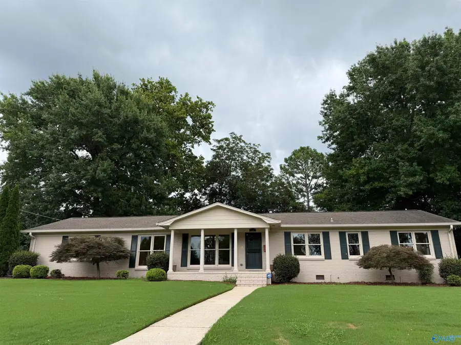 3301 Beverly Drive, Huntsville, AL 35801 - #2