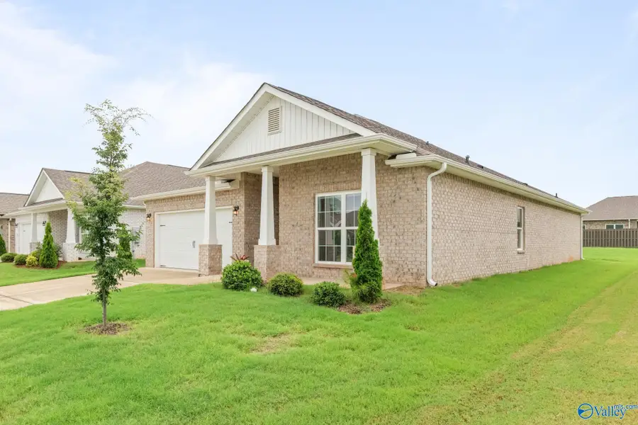 170 Williams Pointe Boulevard, Huntsville, AL 35824 - #3