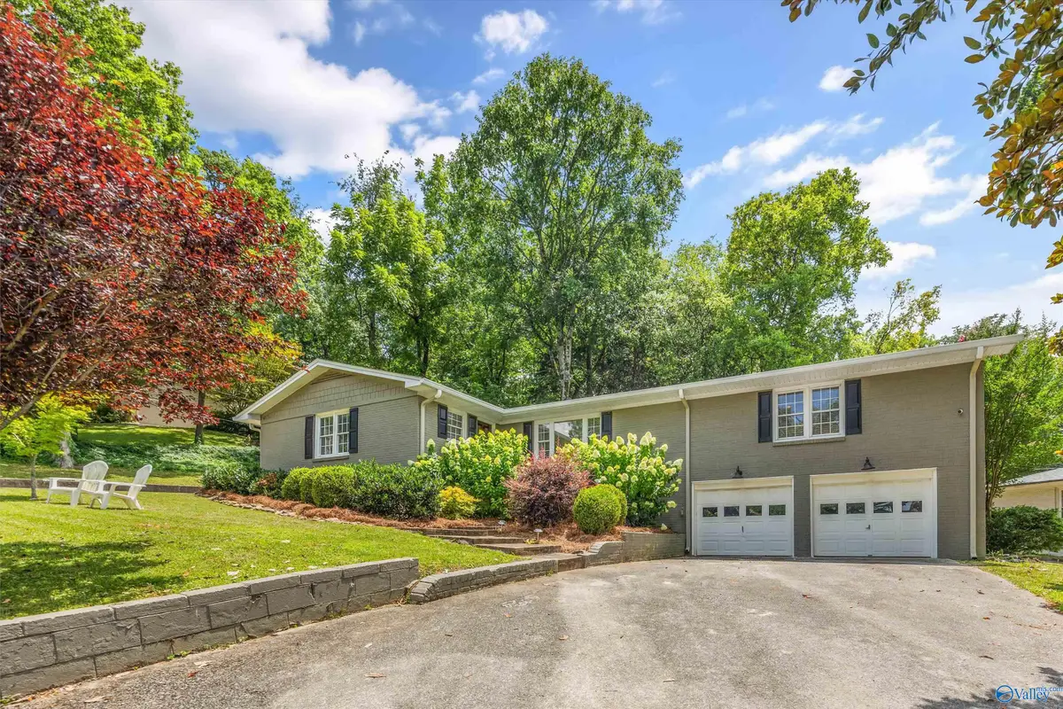 1600 Mountainbrook Drive Se, Huntsville, AL 35801 - #1