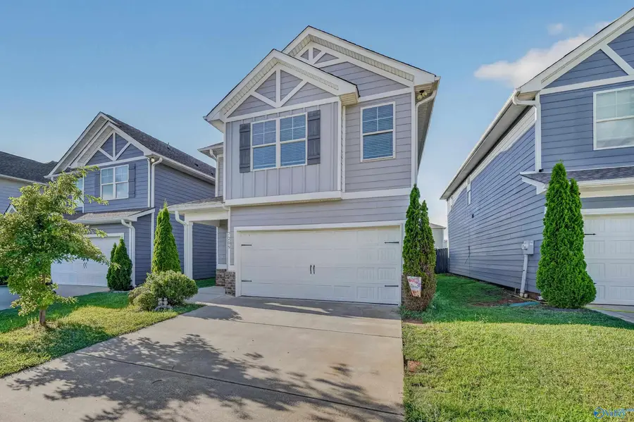 7209 Chatfield Way Nw, Huntsville, AL 35806 - #2