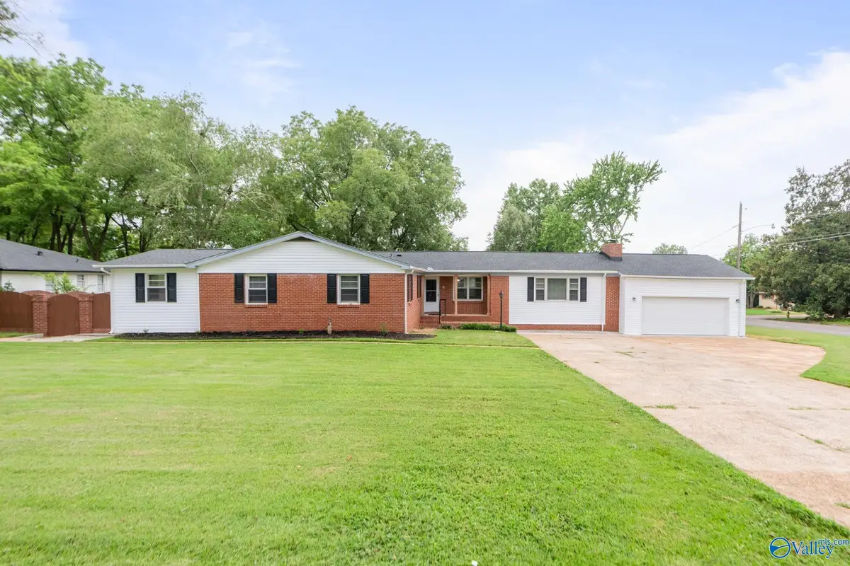 4203 Tombrook Place Nw, Huntsville, AL 35816 - #1