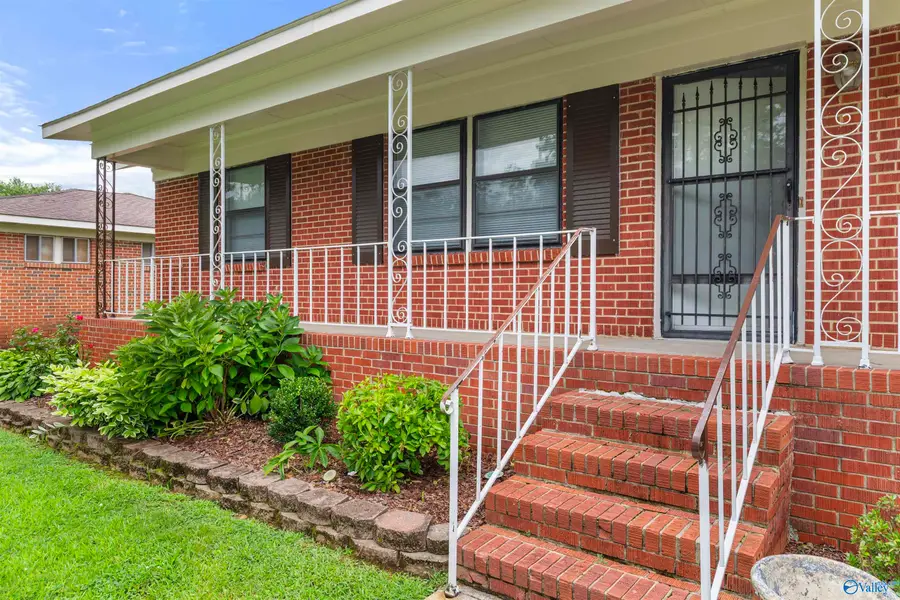 803 8th Street Sw, Decatur, AL 35601 - #3