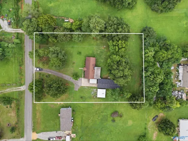 816 County Road 368, Trinity, AL 35673