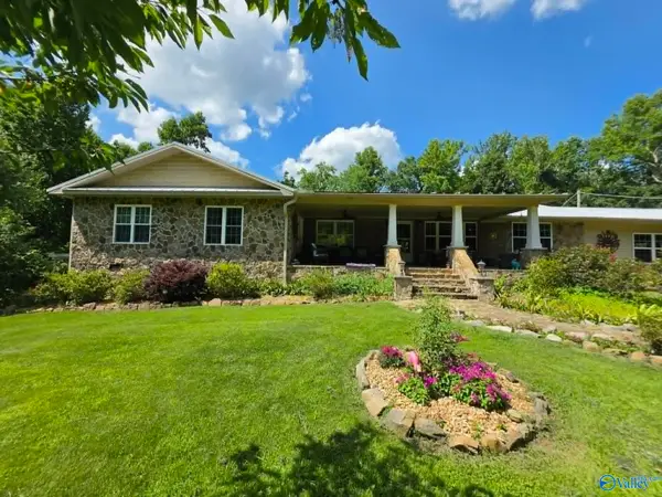 33 County Road 1205, Vinemont, AL 35179