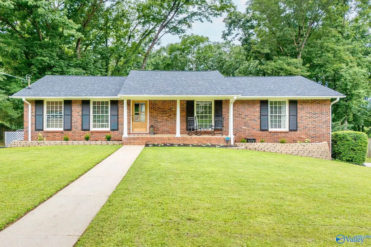 8512 Hickory Hill Lane Se, Huntsville, AL 35802 - #1