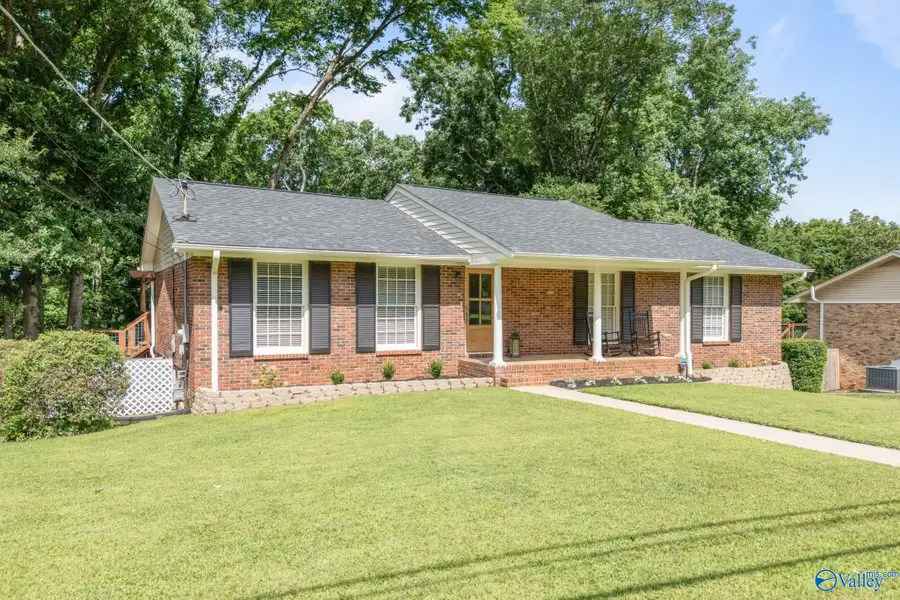 8512 Hickory Hill Lane Se, Huntsville, AL 35802 - #2