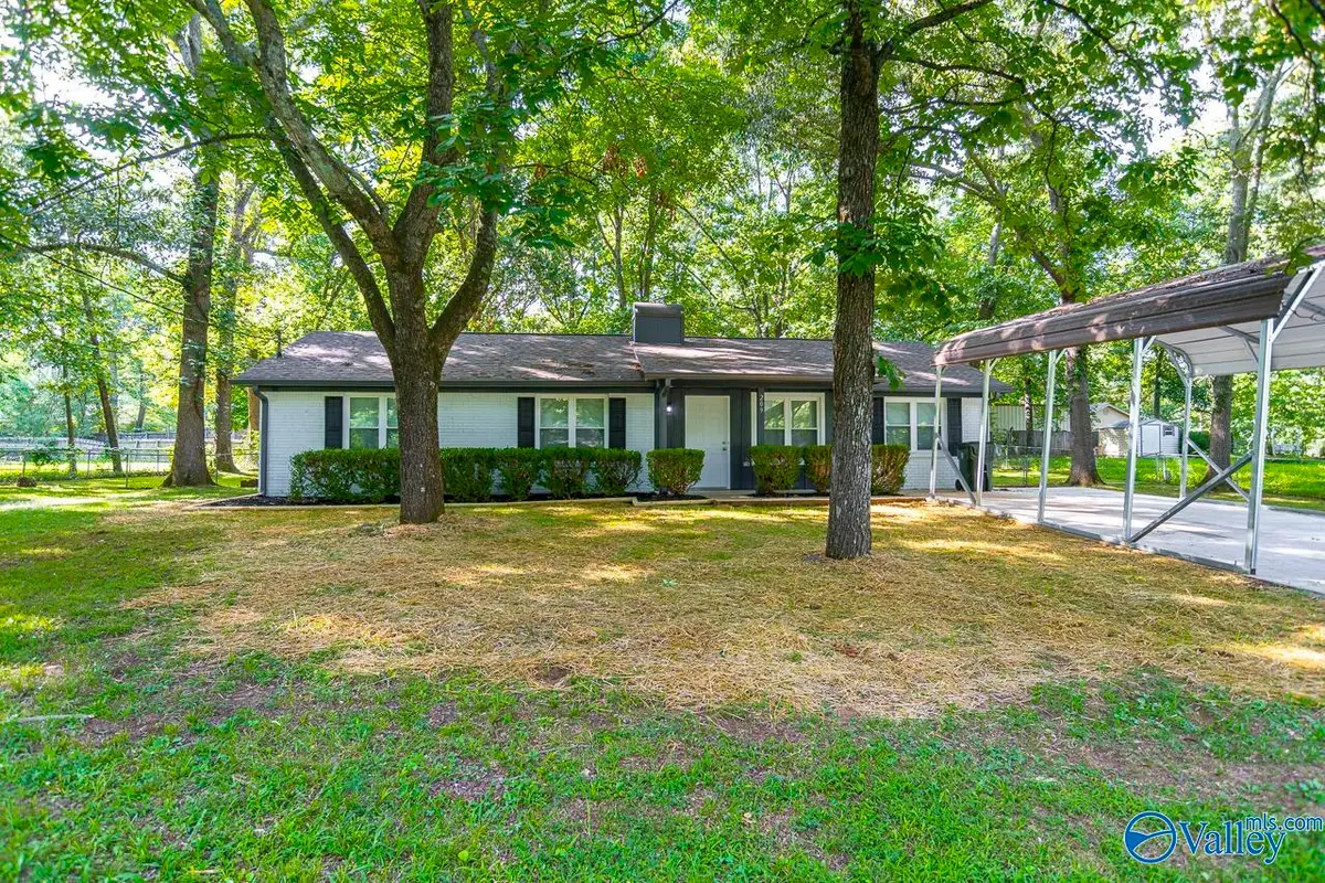 209 Oconee Drive, Huntsville, AL 35811 - #1