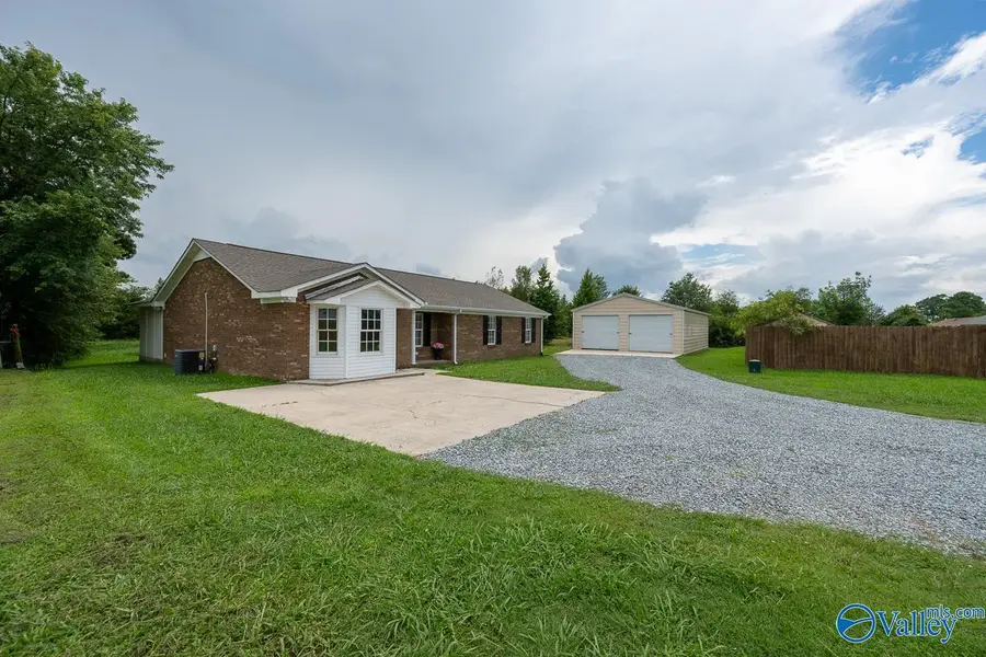 15940 Quinn Road, Athens, AL 35611 - #2