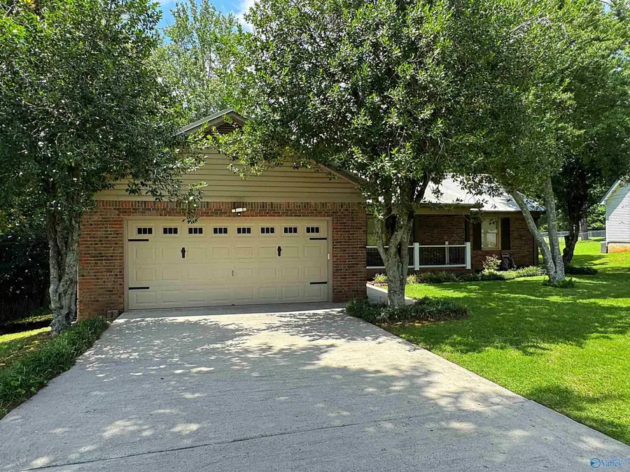 817 Crestview Drive, Madison, AL 35758 - #2