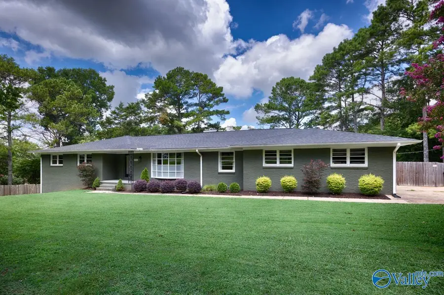 8620 Valley View Drive, Huntsville, AL 35802 - #2