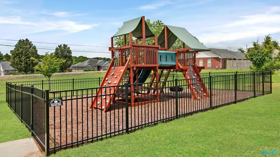 379 Jackson Point Circle, Huntsville, AL 35811 - #2