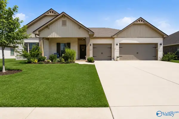 25069 Addlestone Drive, Athens, AL 35613