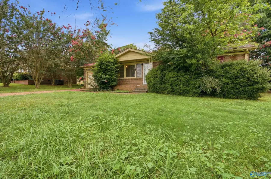 4502 Raton Blvd Nw, Huntsville, AL 35810 - #2