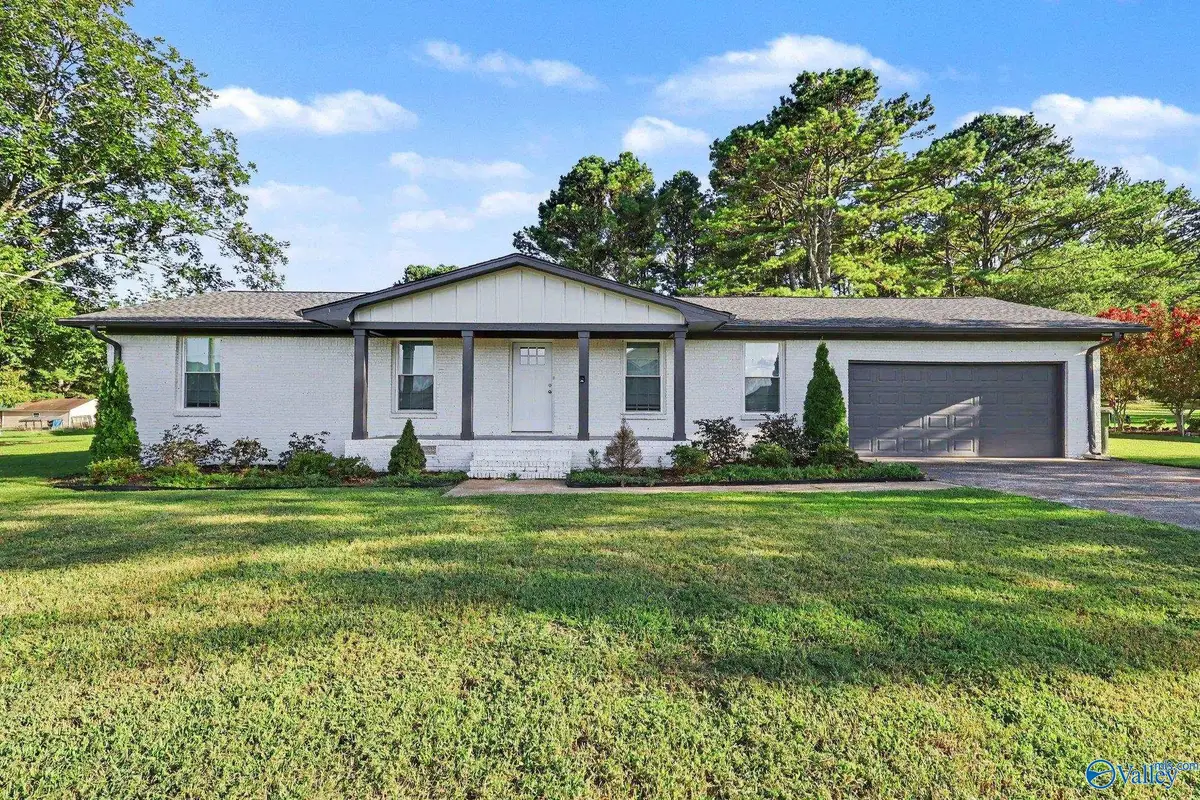 142 Paul Drive, Brownsboro, AL 35741 - #1