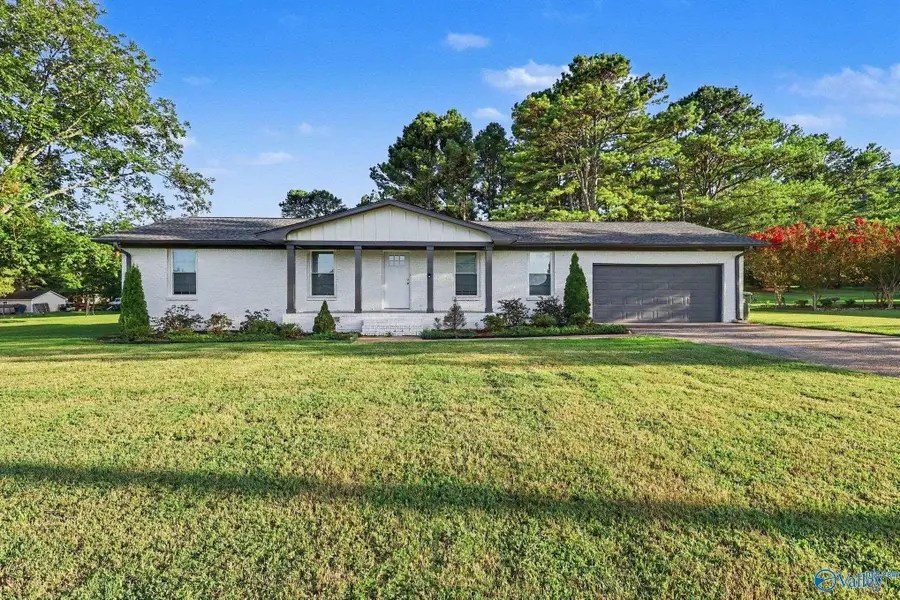 142 Paul Drive, Brownsboro, AL 35741 - #2
