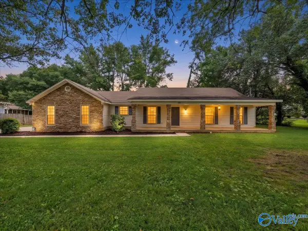 100 Brass Oak Drive, Madison, AL 35758
