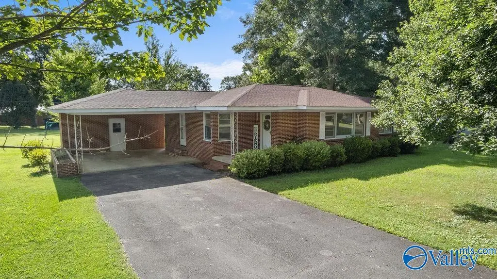 210 Auburn Street, Centre, AL 35960 - #1