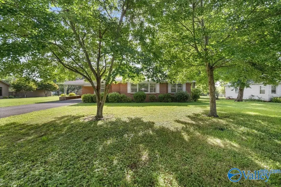 210 Auburn Street, Centre, AL 35960 - #2