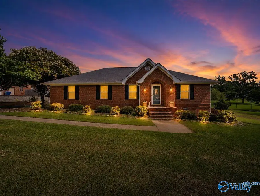 612 Powell Blvd, Albertville, AL 35950 - #2