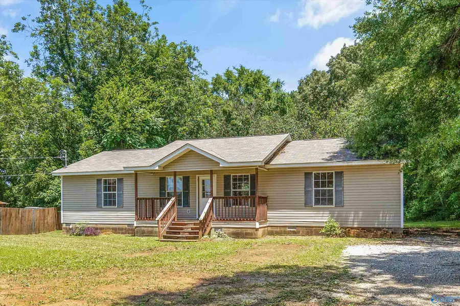 439 Sommerville Avenue, Moulton, AL 35650 - #2