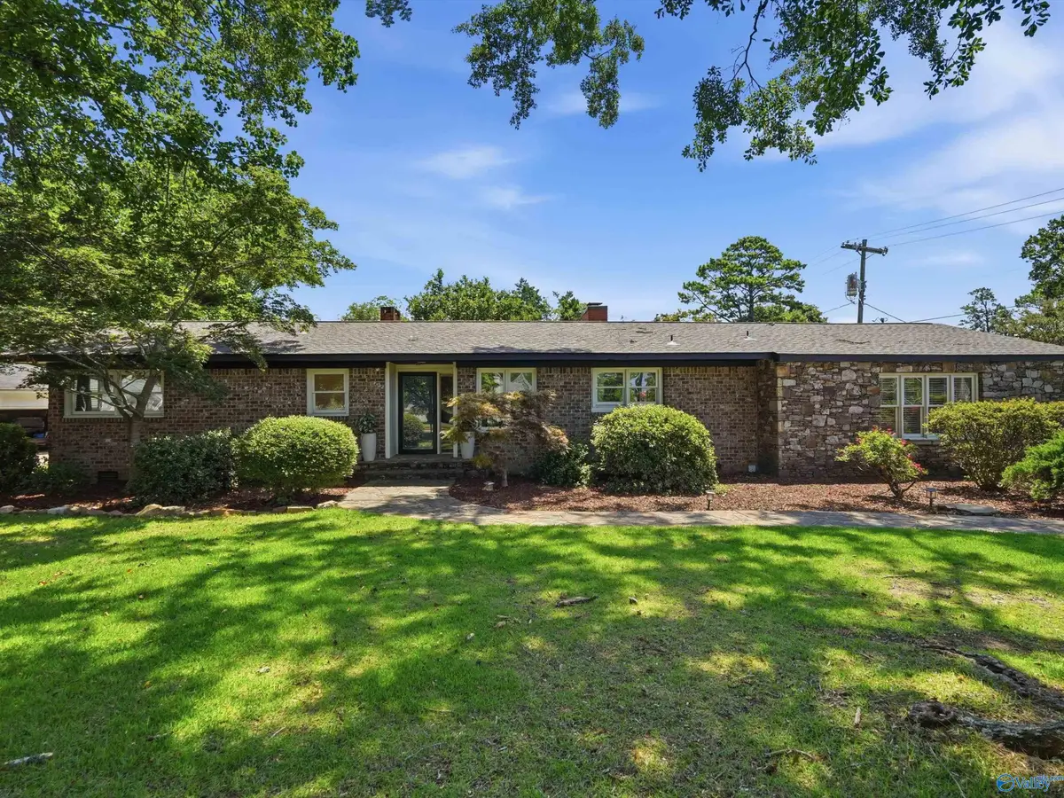 2210 Meadowbrook Road Se, Decatur, AL 35601 - #1