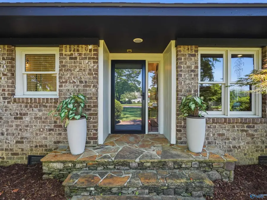 2210 Meadowbrook Road Se, Decatur, AL 35601 - #2