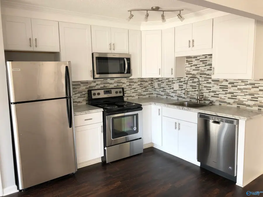 3822 Cobb Drive, Huntsville, AL 35805 - #2