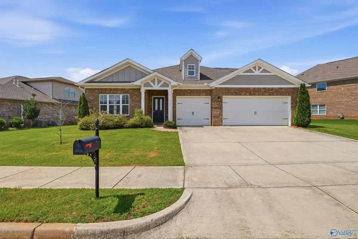 7702 Timber Grove Lane, Huntsville, AL 35806 - #1