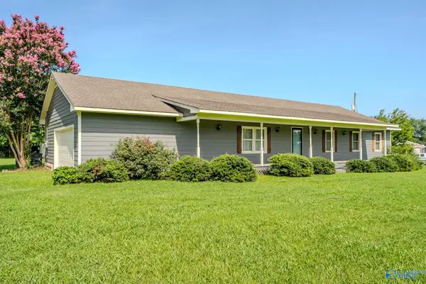 239 County Road 372, Trinity, AL 35673