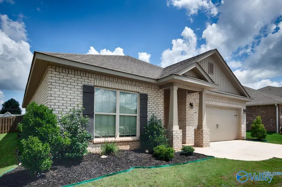 153 Cherry Laurel Drive, Hazel Green, AL 35750 - #3