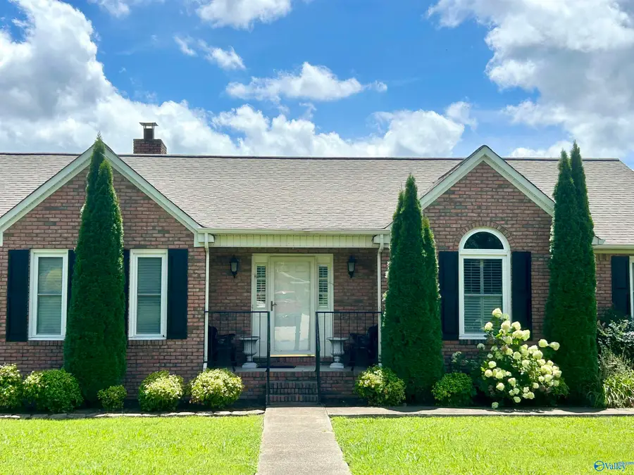 6503 Hiawatha Drive Nw, Fort Payne, AL 35967 - #3