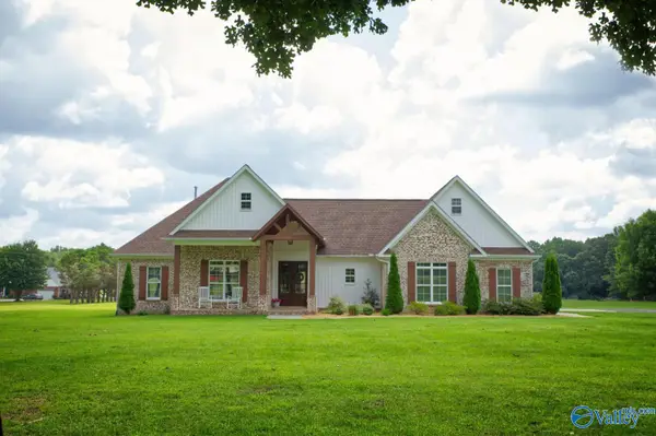 1140 County Road 449, Town Creek, AL 35672