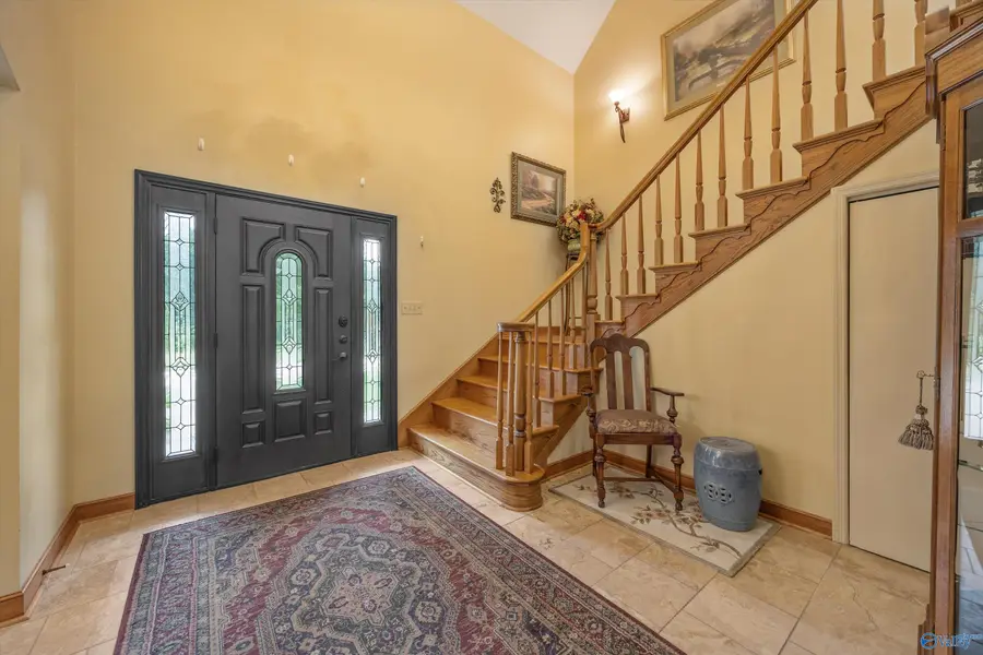 107 Oak Trail, Hartselle, AL 35640 - #3