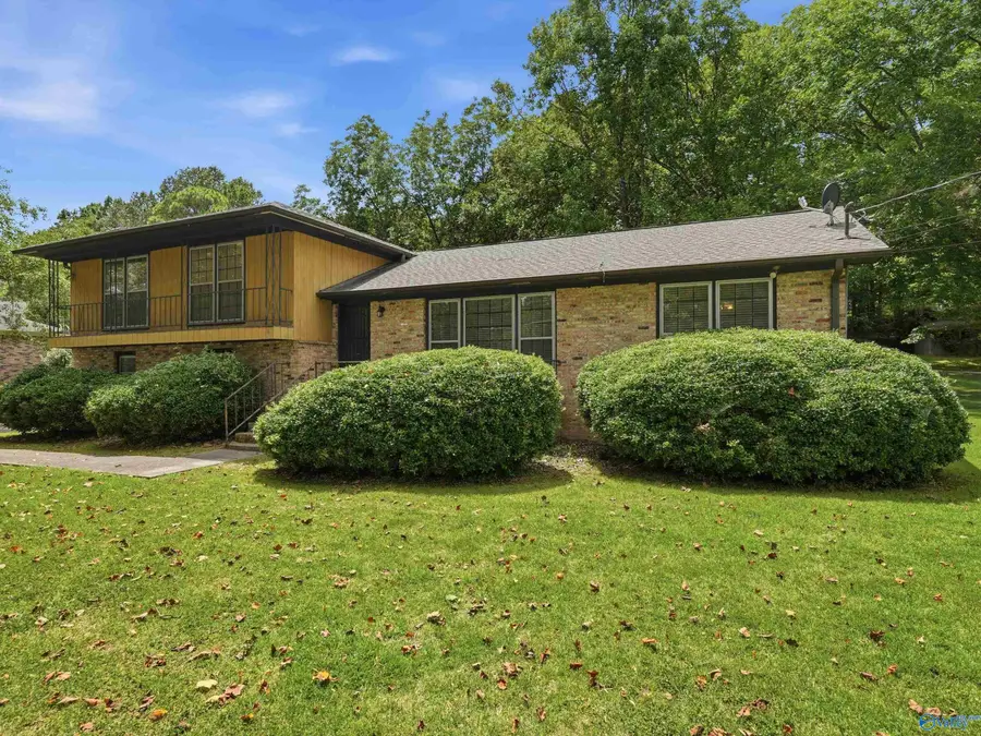 8008 Hickory Hill Lane Se, Huntsville, AL 35802 - #3