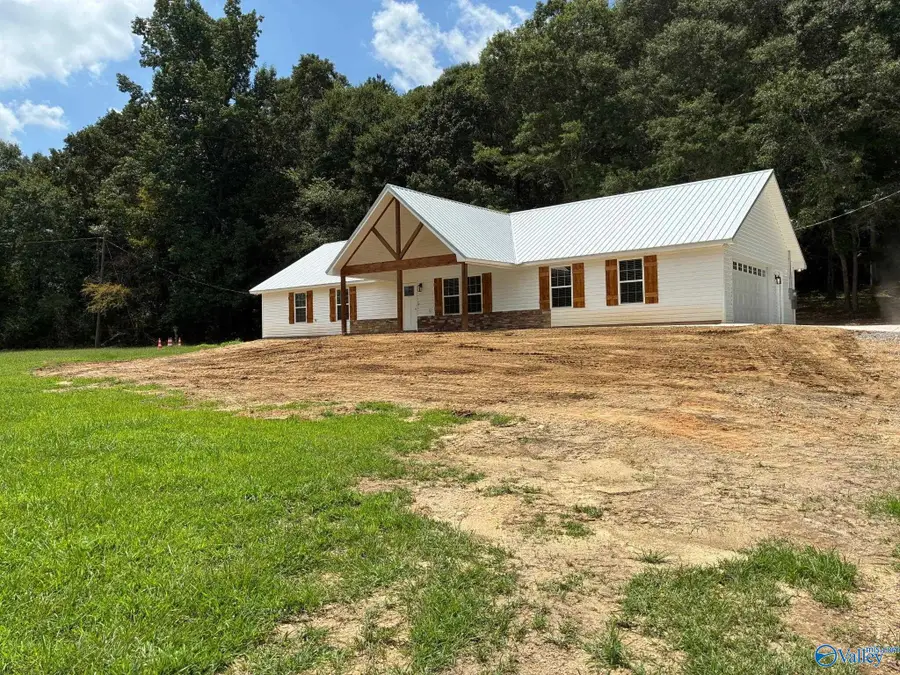 1827 Duck Springs Road, Attalla, AL 35954 - #3