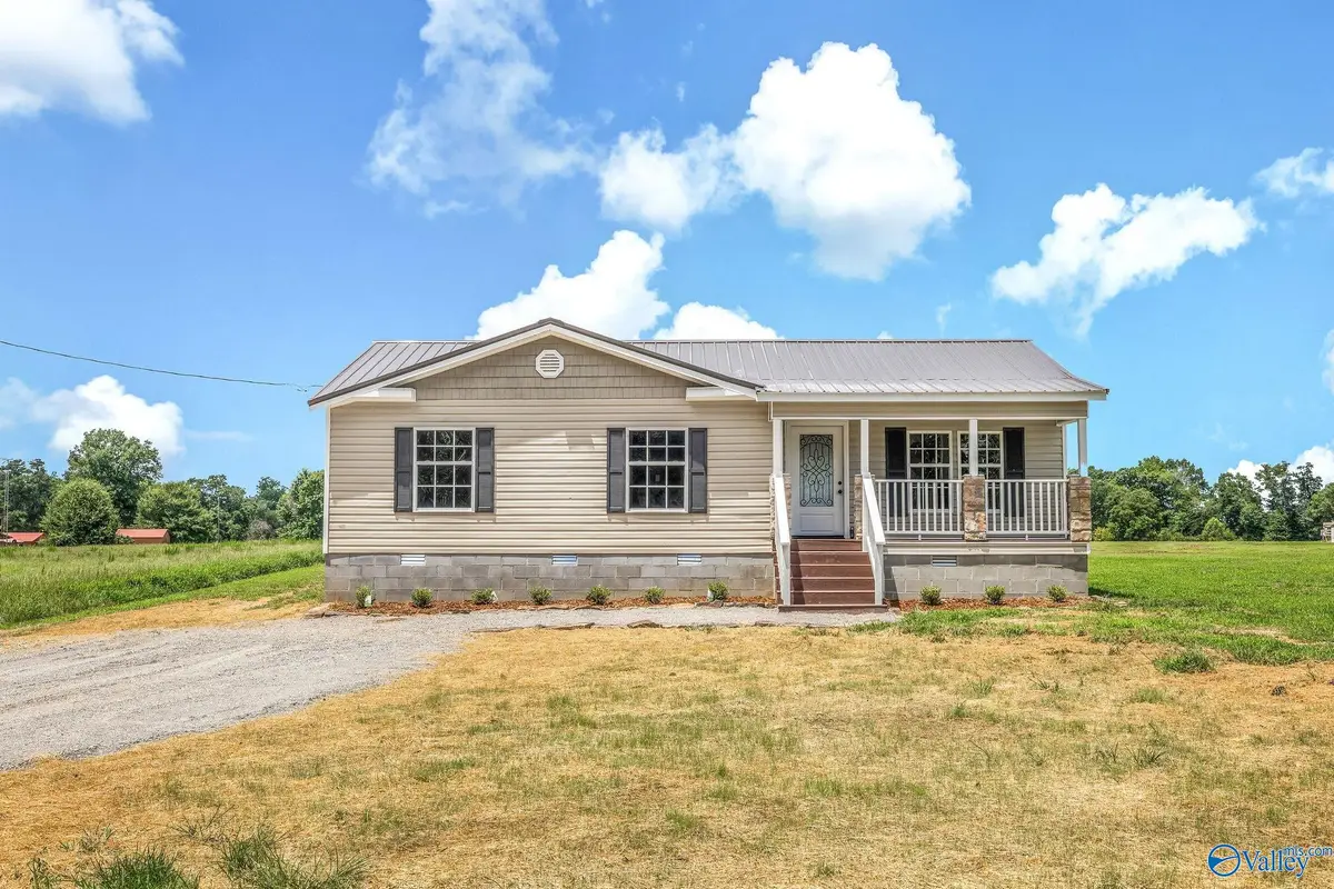 1567 New Hope Road, Boaz, AL 35957 - #1