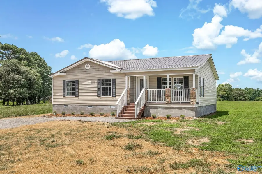 1567 New Hope Road, Boaz, AL 35957 - #2
