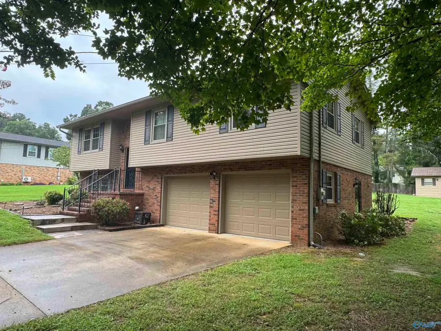 1206 Wildwood Drive, Scottsboro, AL 35769 - #2