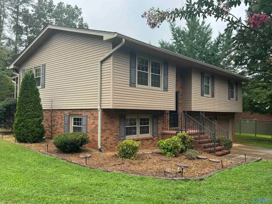 1206 Wildwood Drive, Scottsboro, AL 35769 - #3