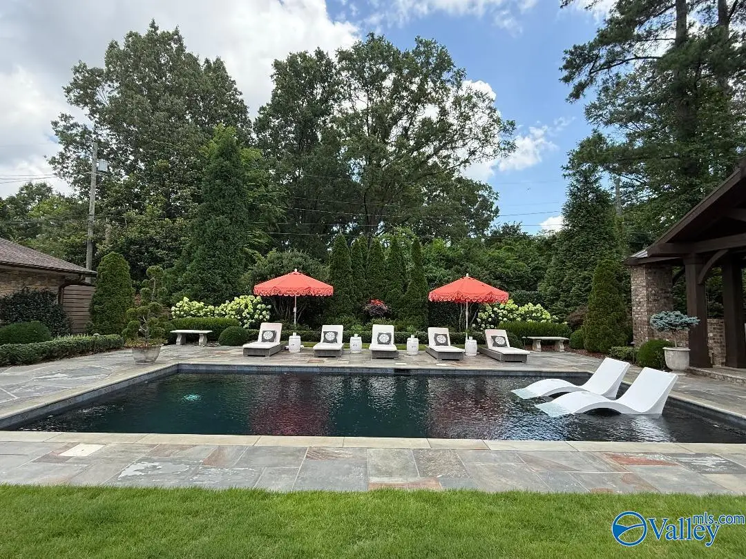 2010 Woodmont Drive Se, Decatur, AL 35601 - #1