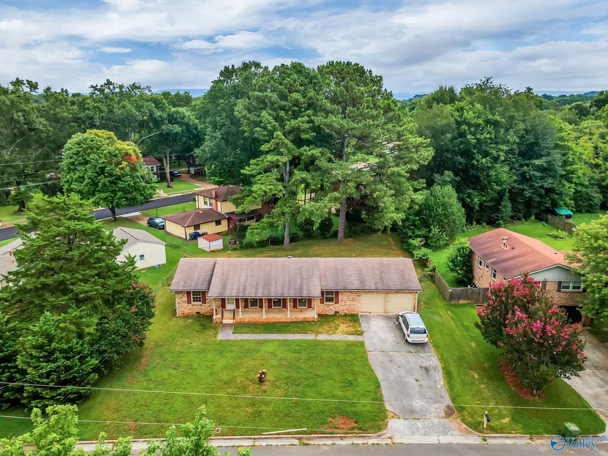312 Forrest Park Court Nw, Huntsville, AL 35806 - #1