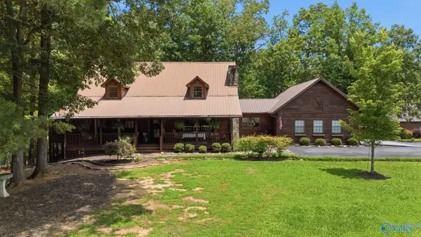 553 1/2 Old Six Mile Road, Somerville, AL 35670