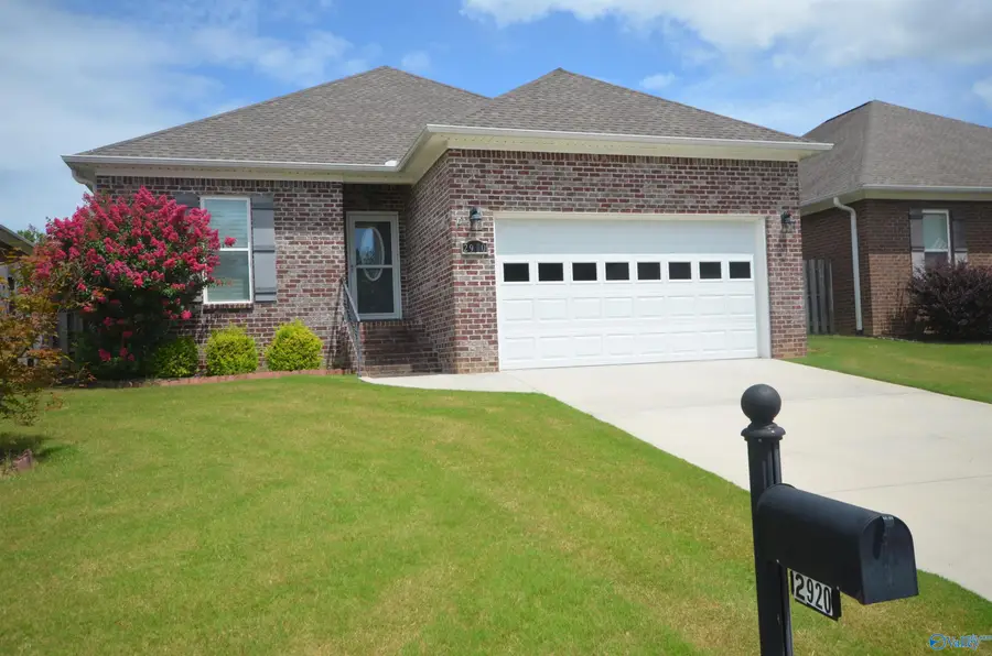 2920 Phelan Cir, Hanceville, AL 35077 - #2