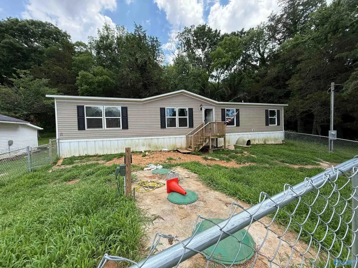 4036 Hobbs Island Road, Owens Cross Roads, AL 35763 - #1