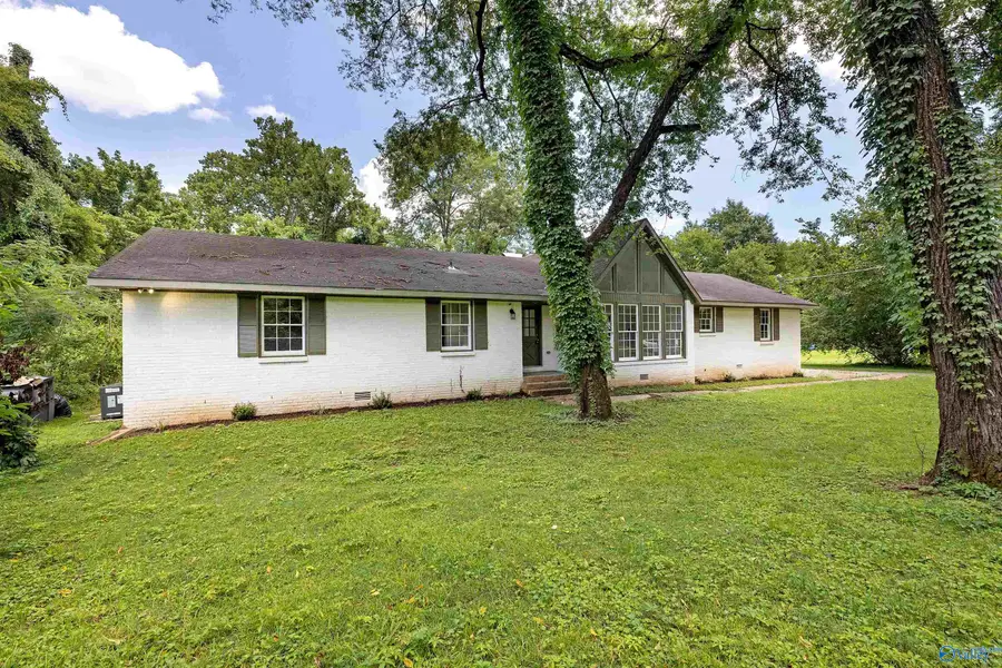 3824 Timbercrest Drive Nw, Huntsville, AL 35810 - #3