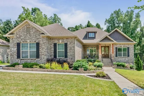 29 Natures Ridge Way, Huntsville, AL 35803