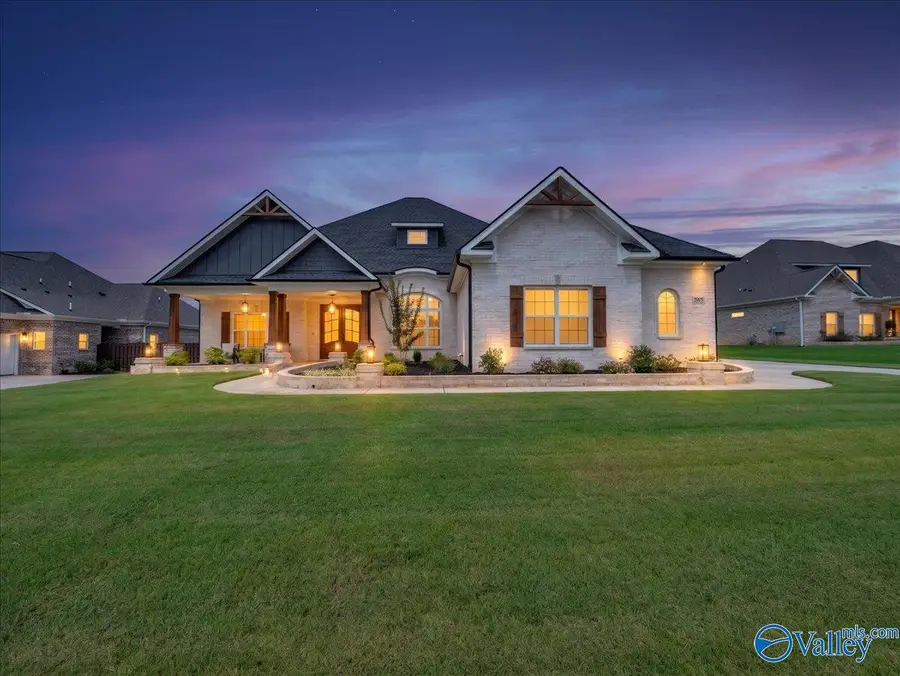 365 Kendallwood Drive, Meridianville, AL 35759 - #2