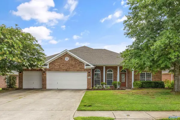 7011 Freedom Park Circle Se, Owens Cross Roads, AL 35763