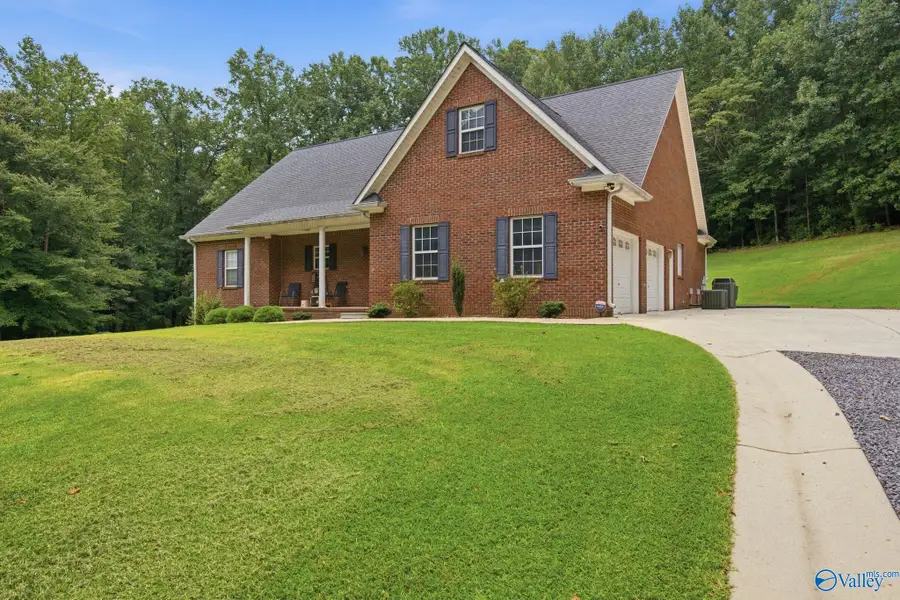 441 Lick Creek Road, Cullman, AL 35055 - #2