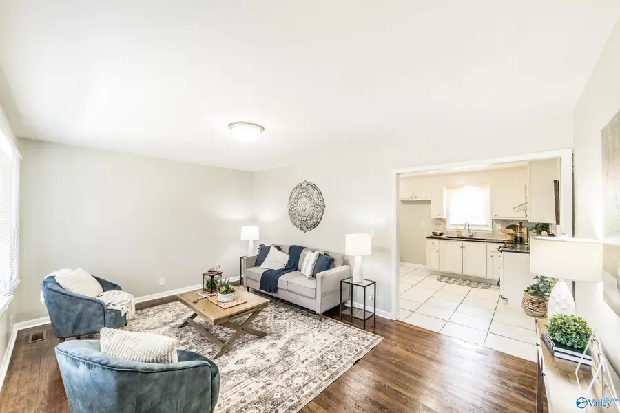 4811 Lumary Drive Nw, Huntsville, AL 35810 - #3